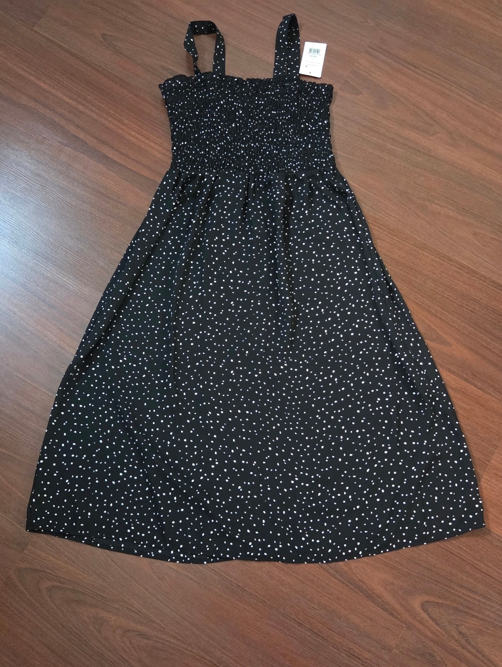 89th & Madison Black Smocked Midi Dress with White mini dots Print